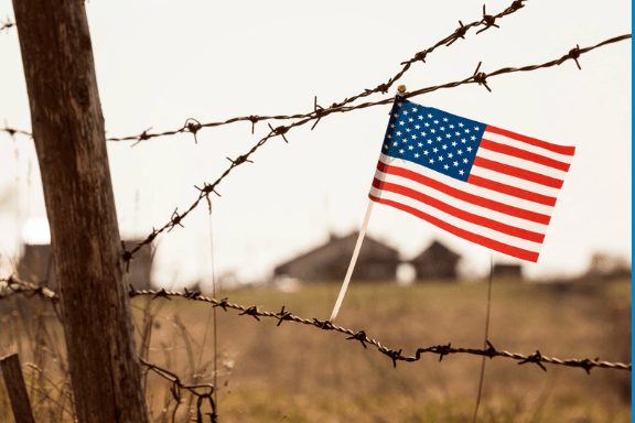 Portada de Pedir asilo en un país que persigue a las personas migrantes: las paradojas de la migración en la era del Trumpismo 2.0